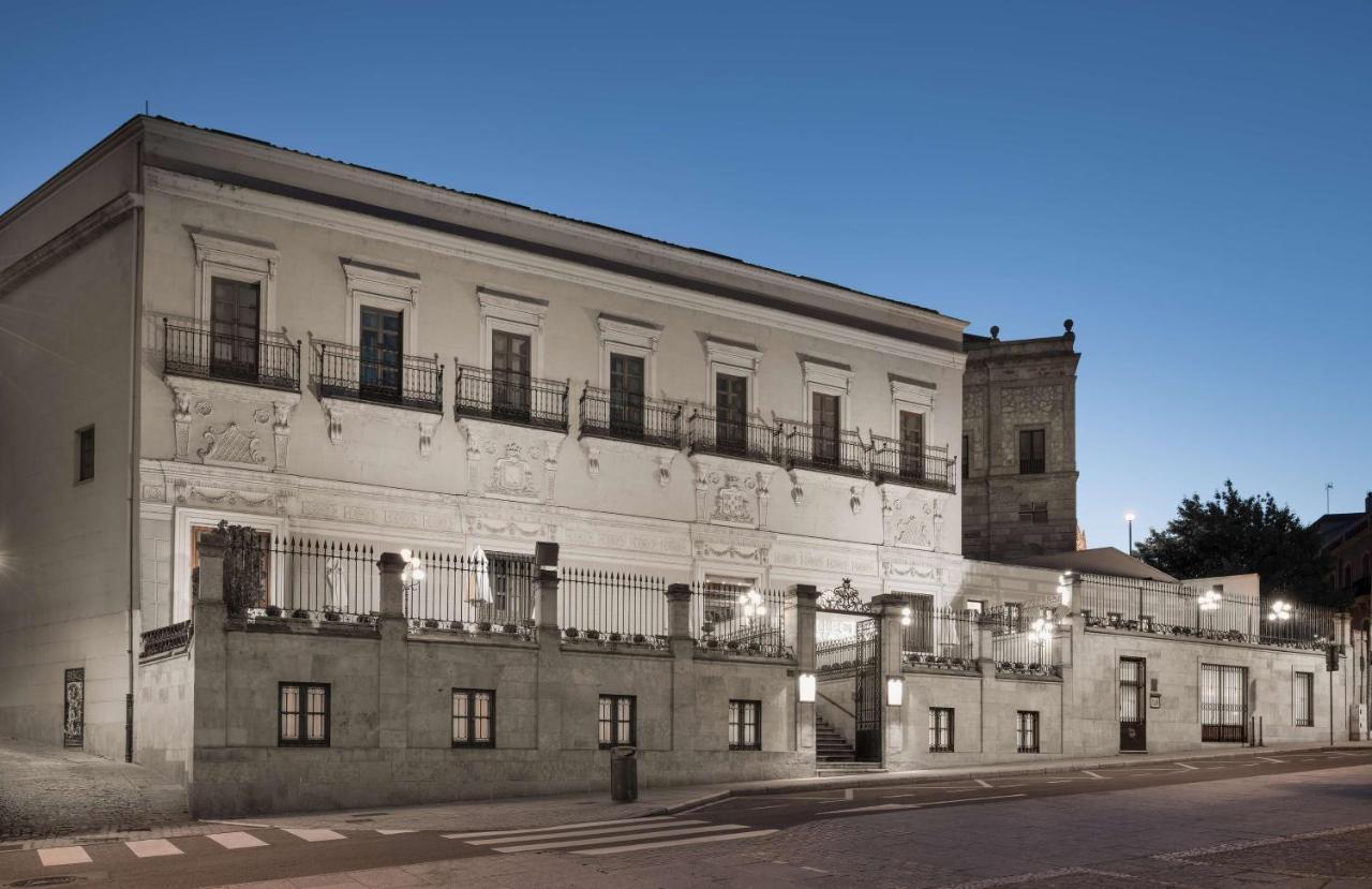Nh Collection Salamanca Palacio De Castellanos Exterior photo